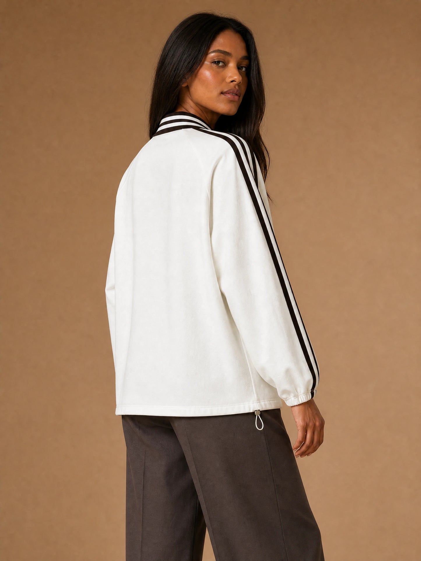 Unisex Coffee Break Cat Striped-Collar Sweatshirt in White - model back view